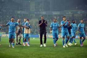 napoli-puan-kaybetti-ama-liderligi-kaybetmedi-kheq.jpg