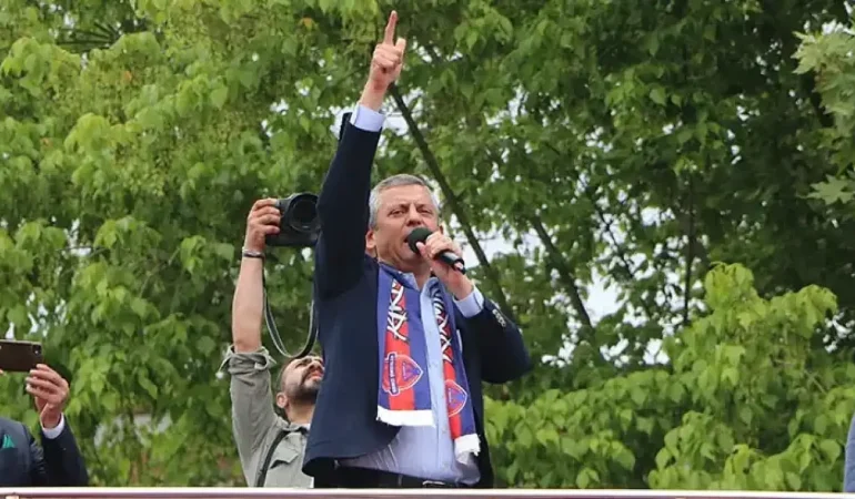 Özgür Özel Milletin Getirdiğini Millet Götürür