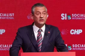 Özgür Özel Sosyalist Enternasyonal Konsey Toplantısı'nda Konuştu