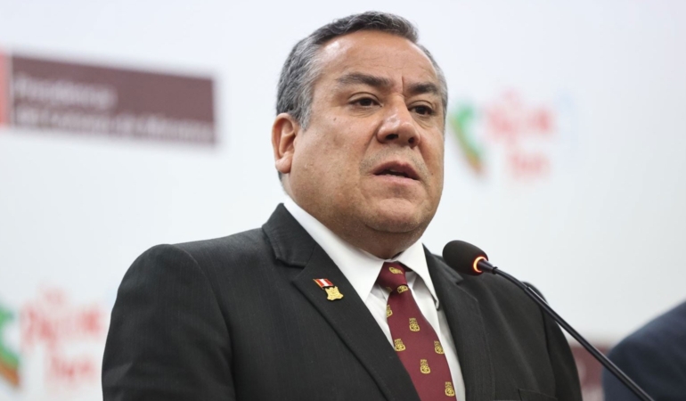Peru Başbakanı Adrianzen, görevinden istifa etti