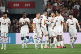 Şampiyon Galatasaray Göztepe'yi Rahat Geçti 2-0