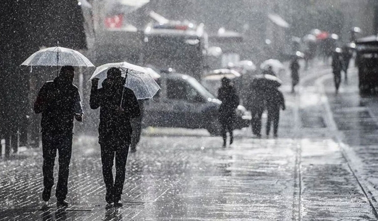 İçişleri Bakanlığı, Meteoroloji, AKOM, Valiliklerden kuvvetli sağanak uyarısı! İstanbul, Ankara, İzmir, Bolu için alarm