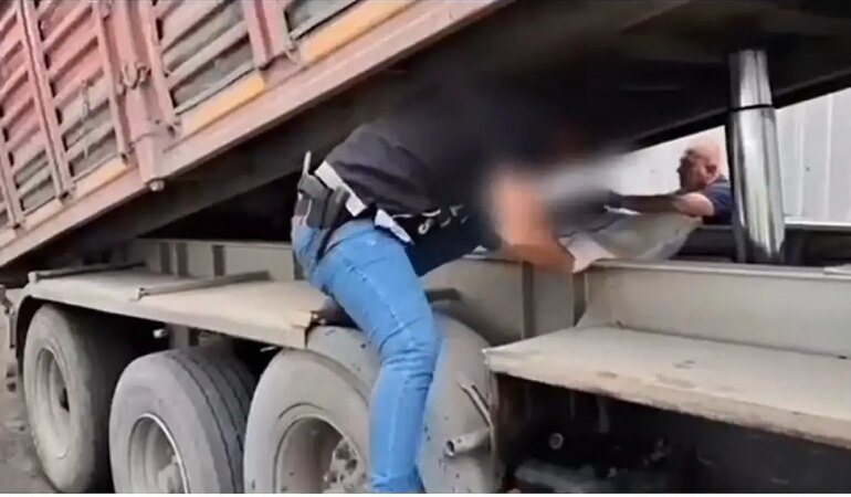 Tır dorsesinde 45 kilo uyuşturucu ele geçirildi