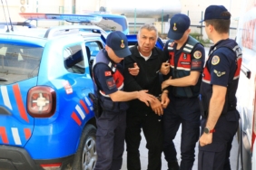 tokatta-dehset-tartistigi-kisiyi-silahla-katletti-kx9a.jpg