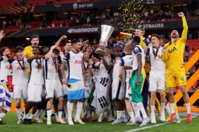 tottenhamdan-17-yil-sonra-tarihi-basari-tc5t.jpg