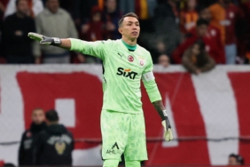 trabzonspor-galatasaray-maci-muslera-ilk-11de-jic9.jpg