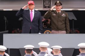 Trump Dünyanın Şimdiye Kadar Gördüğü En Güçlü Ordusunu Ben İnşa Ettim