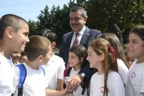 Bakan Açıkladı Okullarda Serbest Kıyafet Uygulaması Sona Eriyor