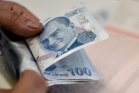 gozler-temmuz-ayindaydi-sgk-uzmani-emekli-ayliklarini-acikladi-oy5k.jpg