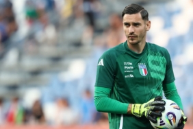 napoli-italyan-milli-kaleci-alex-meretin-sozlesmesini-uzatti-1glp.jpg