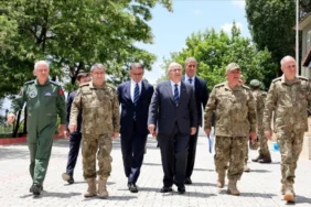 turkish-defense-chief-inspects-military-units-on-border-with-iran-141751-20250618.webp.webp