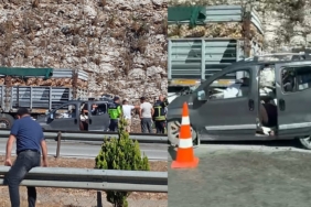 adanada-tira-carpan-aractaki-5-kisi-hayatini-kaybetti-g8et.jpg