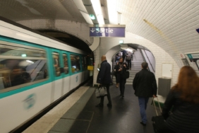 avrupa-neye-hazirlaniyor-evlere-hayatta-kalma-kilavuzu-gonderilecek-metro-yer-alti-otoparklari-sigin.jpeg