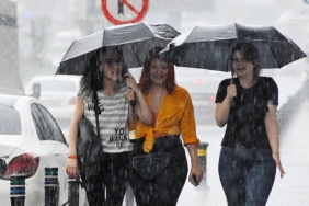 bu-sehirlerde-yasayanlar-dikkat-meteoroloji-13-temmuz-pazar-gunu-gok-gurultulu-saganak-yagis-icin-uy.jpeg