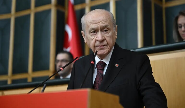 Hakkari Bulvarı’nın ismi 'Devlet Bahçeli Bulvarı' oldu