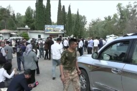 Terör örgütü PKK'nın silah bırakma töreni için Süleynmaniye'de toplanma başladı