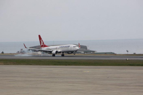 trabzon-havalimani-ucus-trafigine-kapatildi-8caw.jpg