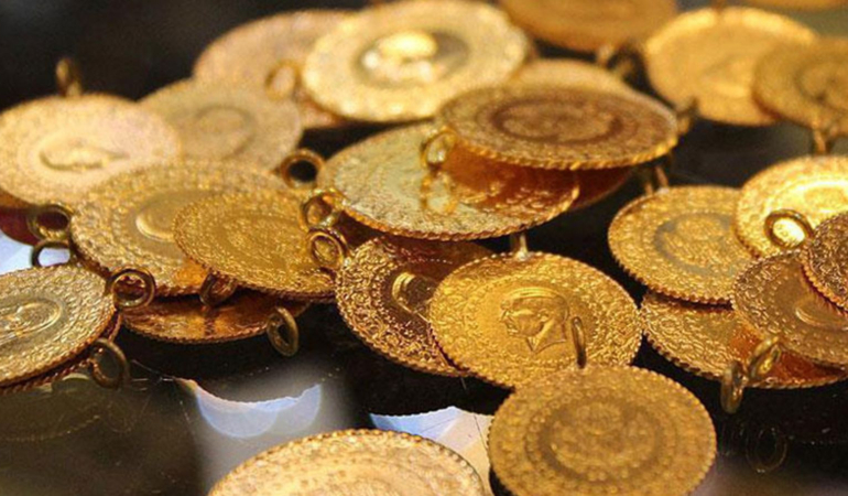 Altın fiyatları rekor üzerine rekor kırdı!
