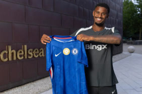 chelsea-hollandali-savunmaci-jorrel-hatoyu-kadrosuna-katti-9w0t.jpg