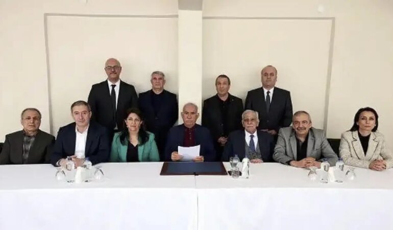 DEM Parti Komisyo Görüşmeleri Sonrasında İlk Kez İmralı’da Öcalan ile Görüşecek