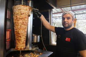 hatayin-kavurucu-sicaginda-alin-teri-doken-doner-ustalarinin-yevmiyesi-belli-oldu-2uul.jpg