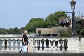 ingilterenin-buyuk-bolumunde-sicak-hava-uyarisi-yapildi-190705-20250811.webp.webp