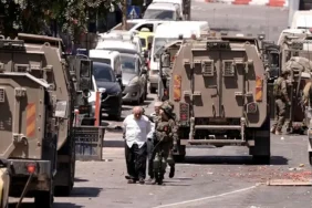 İsrail, Ramallah Şehrine Saldırdı