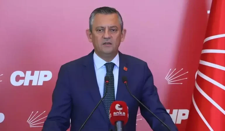 Özgür Özel Bir An Önce Tutuksuz Yargılamaya Geçilmeli