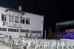 Özlem Çerçioğlu’nun düzenlediği halk konserine neredeyse kimse katılmadı
