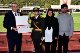 sehit-omer-halisdemirin-kizi-tegmen-oldu-dteh.jpg