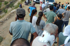 bingolde-minibus-sarampole-devrildi-cok-sayida-yarali-var-fsny.jpg