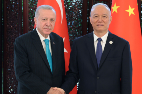 cumhurbaskani-erdogan-cin-komunist-partisi-siyasi-buro-sekreteri-ci-ile-bir-araya-geldi-hgvf.jpg