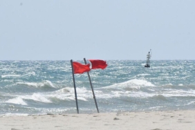 deniz1jpg-rC-fr19UQ02-igN1RS8pXg.jpg