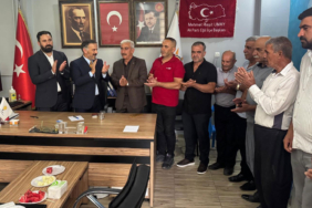 diyarbakirda-iyi-partinin-ilce-teskilati-ak-partiye-gecti-zskw.jpg