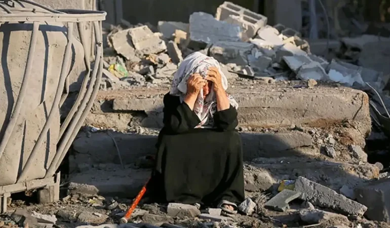 İsrail’in Saldırıları Altındaki Gazze’de Can Kaybı 64 Bin 400’e Yaklaştı