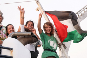 sumud-filosu-israilin-mudahalesine-hazirlaniyor-mavi-marmaranin-saldiriya-ugradigi-noktaya-yaklastil.jpeg