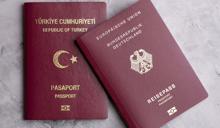 Almanya’da yeni tartışma! Çifte vatandaşlık hakkı geri mi alınacak?