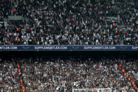 besiktas-taraftarindan-svensson-jurasek-ve-mert-gunoka-tepki-wlud.jpg