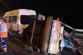 beykozda-minibus-devrildi-3-yarali-ufay.jpg