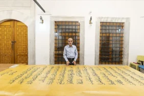 dunyanin-en-buyuk-el-yazmasi-mushafi-istanbulda-yazildi-122650-20251028.webp.webp