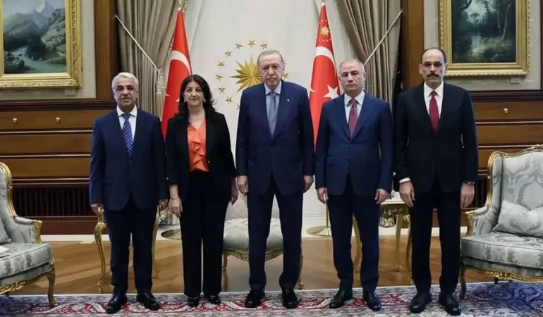 Gözler Beştepe’de Cumhurbaşkanı Erdoğan, İmralı Heyeti İle Görüşecek