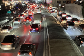 istanbulda-trafik-yogunlugu-yuzde-80e-ulasti-lg68.jpg
