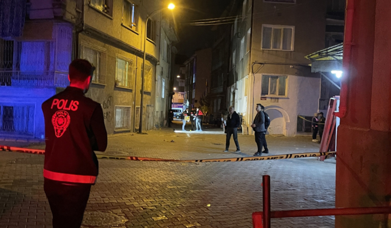 5 yaşındaki çocuk öldü, 2 kişi yaralandı