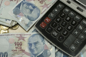 nefesler-tutuldu-isci-isveren-ve-hukumet-bugun-asgari-ucret-gundemiyle-toplaniyor-l5iz.jpg