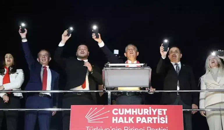 Özgür Özel Meşruiyet Okyanus Ötesinden, Amerika’dan Alınmaz, Milletten Alınır