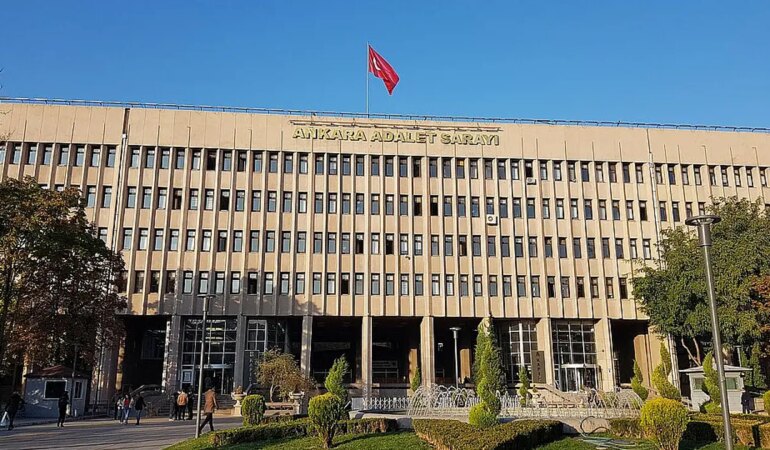 Sahte e-imza soruşturmasında tutuklu sanık kalmadı