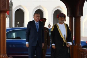 turkish-president-erdogan-welcomed-in-oman-205040-20251022.webp.webp