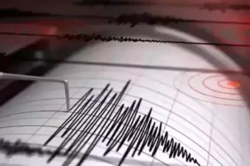Akdeniz açıklarında 5.2 ve 4.8 büyüklüğünde deprem