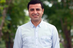 dem-parti-selahattin-demirtas-ve-figen-yuksekdag-ile-gorusecek-wrmm.jpg