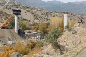 Diyarbakır'da viyadük iskele çöktü 4 işçi hayatını kaybetti
